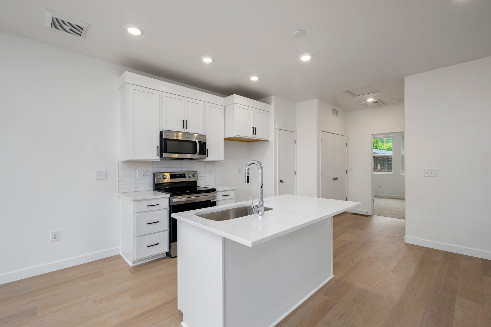McEwen Lot 14- Bishop Place Quick Move-In
