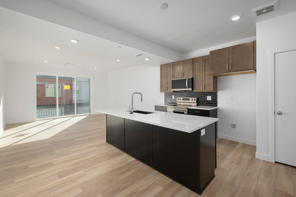 Turner 2 - Lot 120 - Axis Quick Move-In