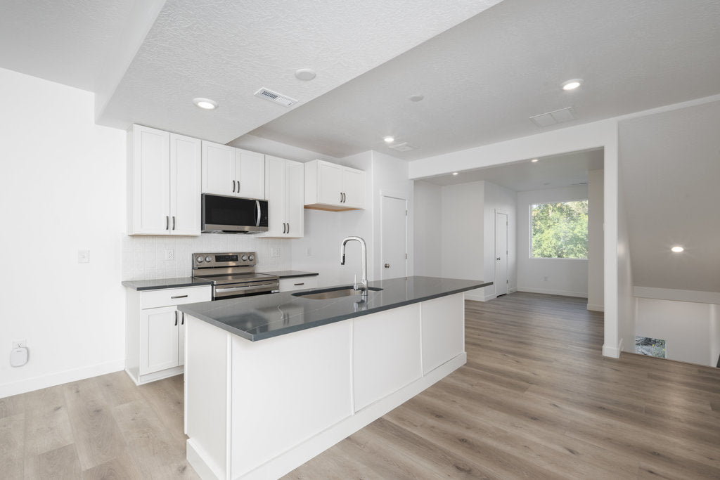 Turner 2 Lot 119 - Axis Quick Move-In