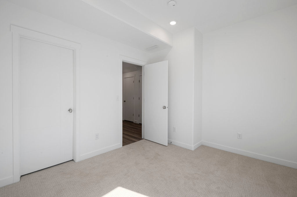 McEwen Lot 8- Bishop Place Quick Move-In