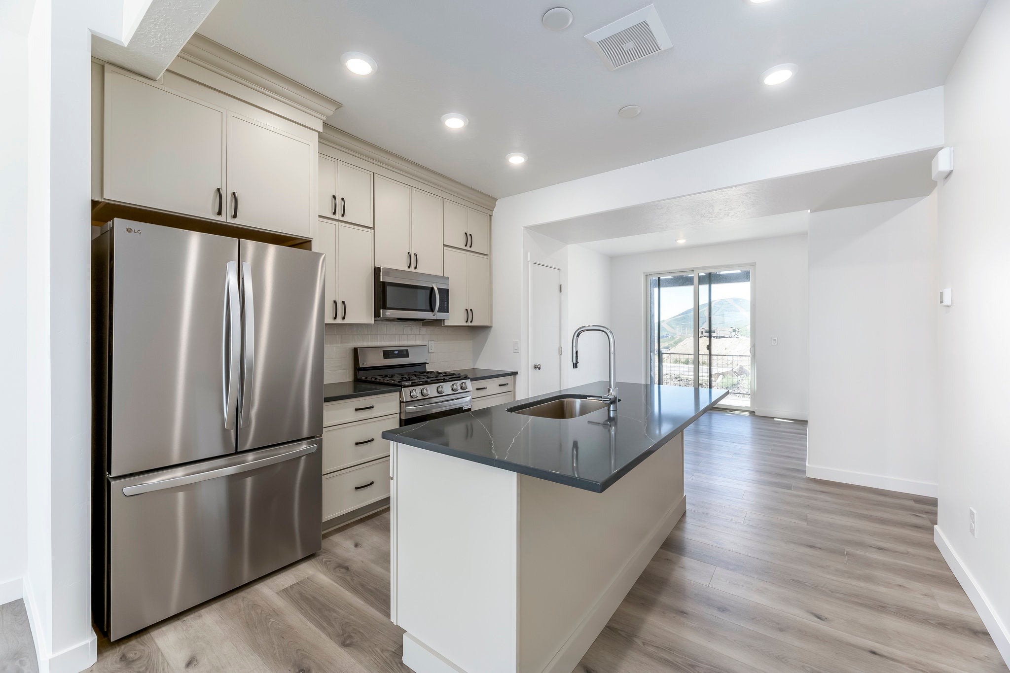 Beck Lot H-4 - The Pointe at Current Quick Move-In