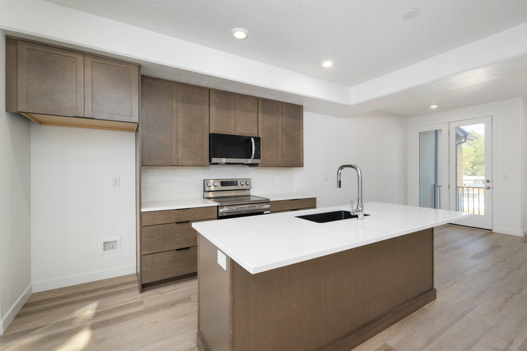 Saville Lot 3 - Bishop Place Quick Move-In