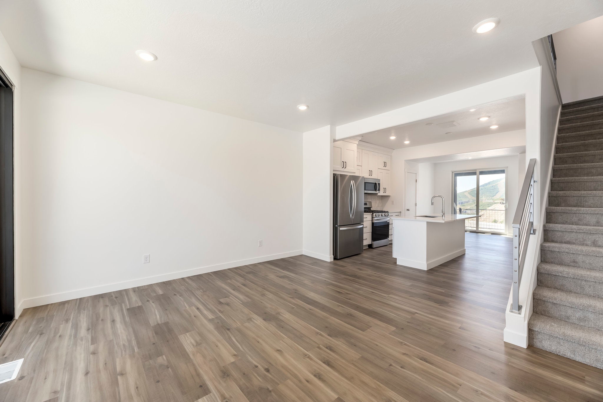 Beck Lot H-3 - The Pointe at Current Quick Move-In