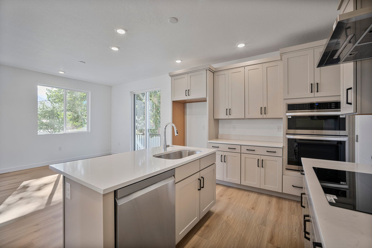 Crawford A.3 Lot 6 - Waterstone Quick Move-In