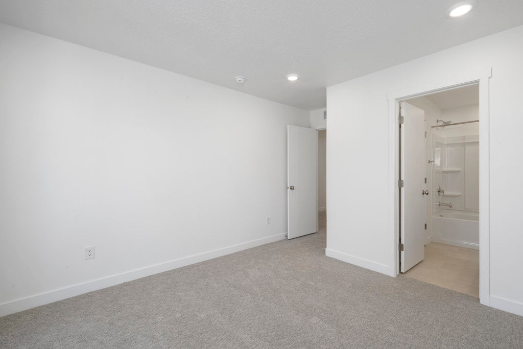 Turner 2 - Lot 120 - Axis Quick Move-In