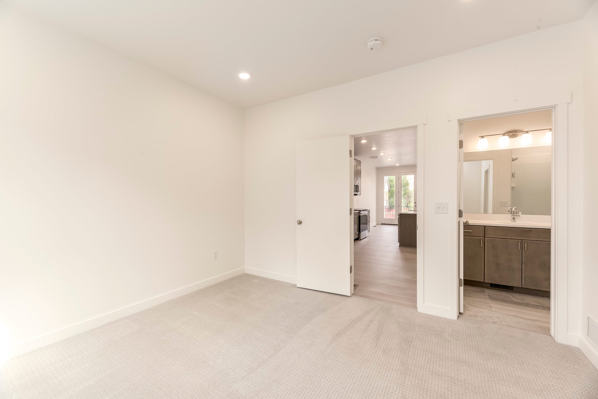 McEwen Lot 8- Bishop Place Quick Move-In