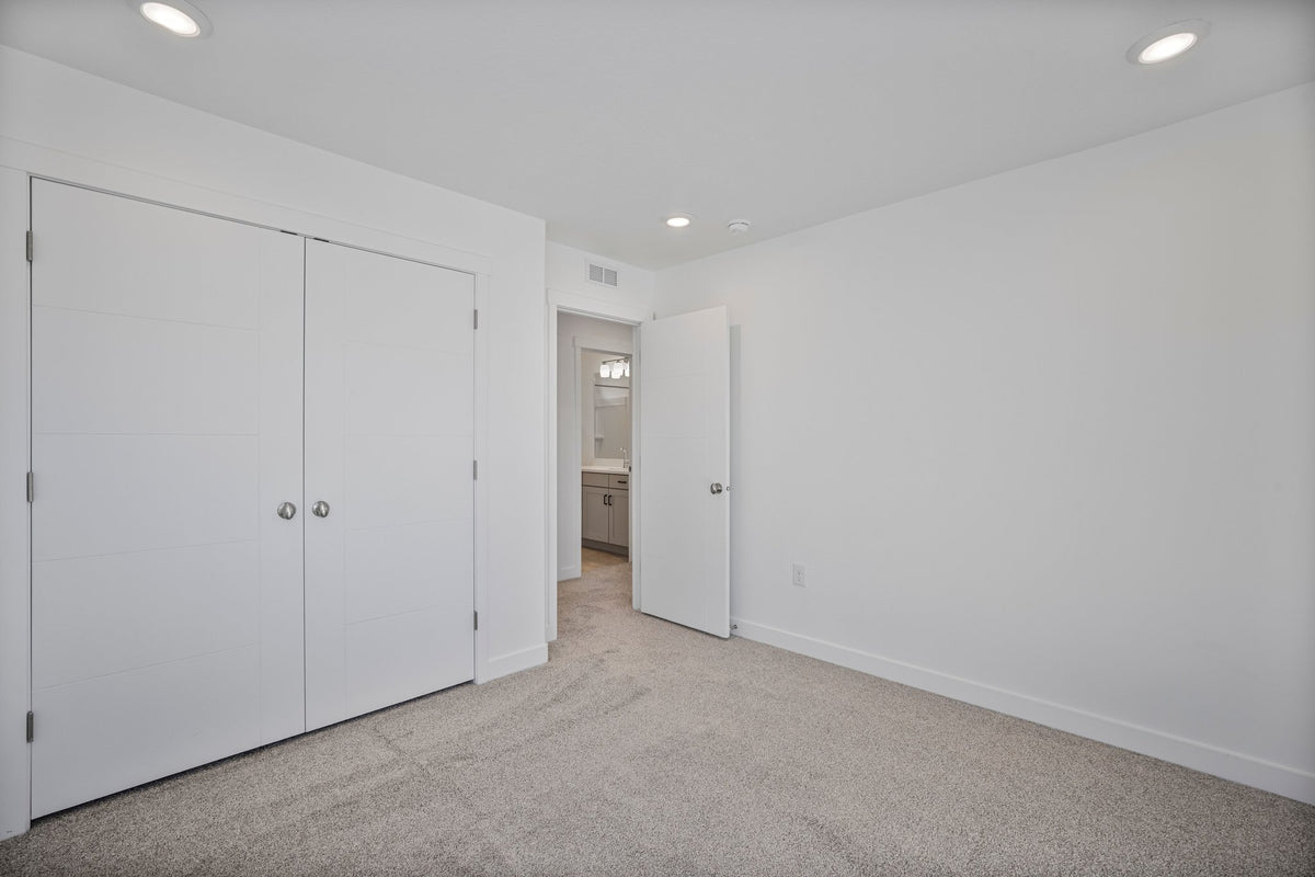 Crawford A.3 Lot 6 - Waterstone Quick Move-In